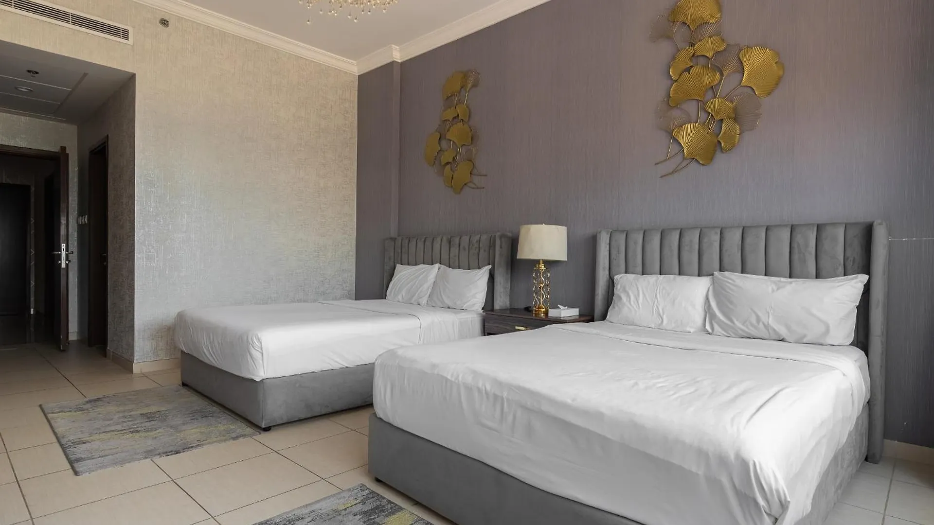 Luxury Beachfront Villa With Private Pool On Palm Jumeirah Near Atlantis 두바이