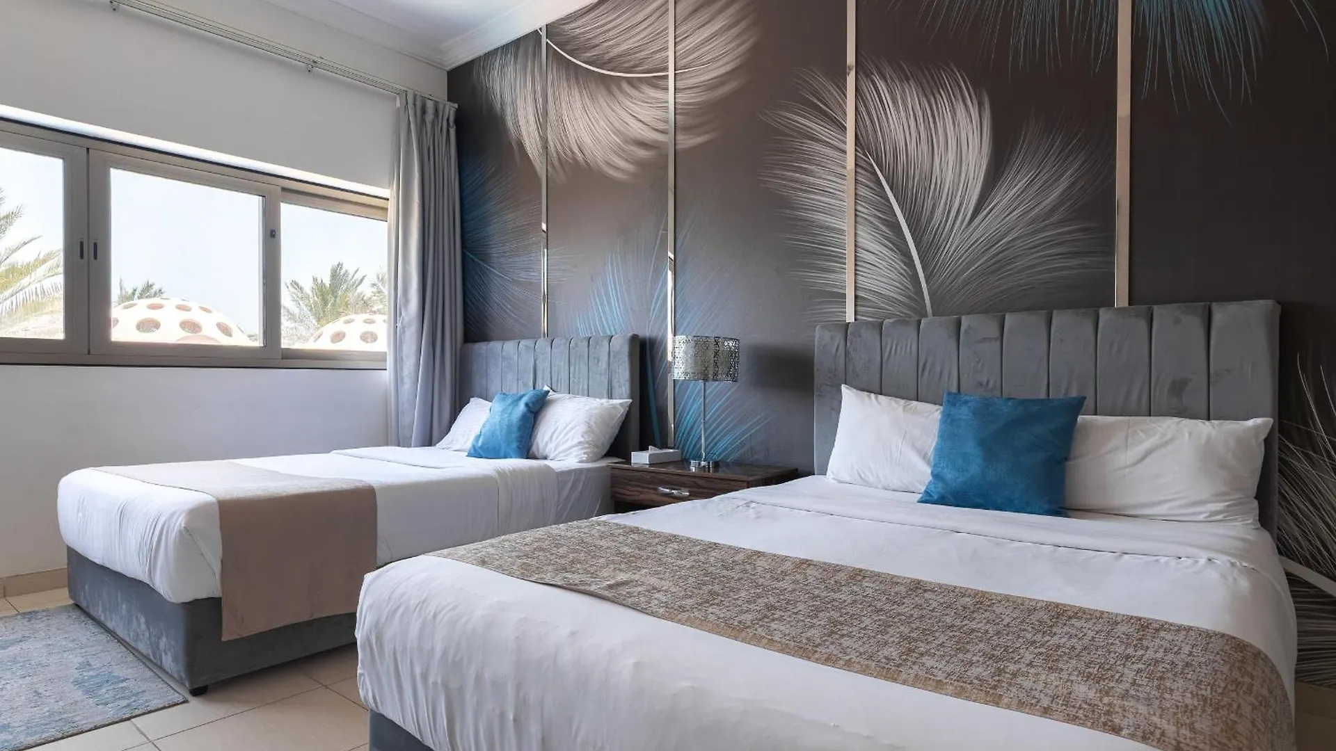 Luxury Beachfront Villa With Private Pool On Palm Jumeirah Near Atlantis 두바이